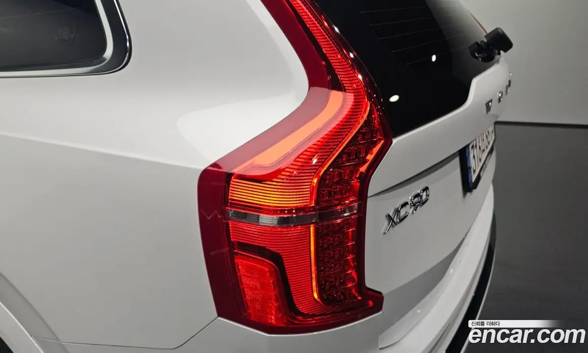 Volvo XC90 2022 2.0 автомат (гидро), фото 8 Volvo XC90 2022 2.0 автомат (гидро), фото 8