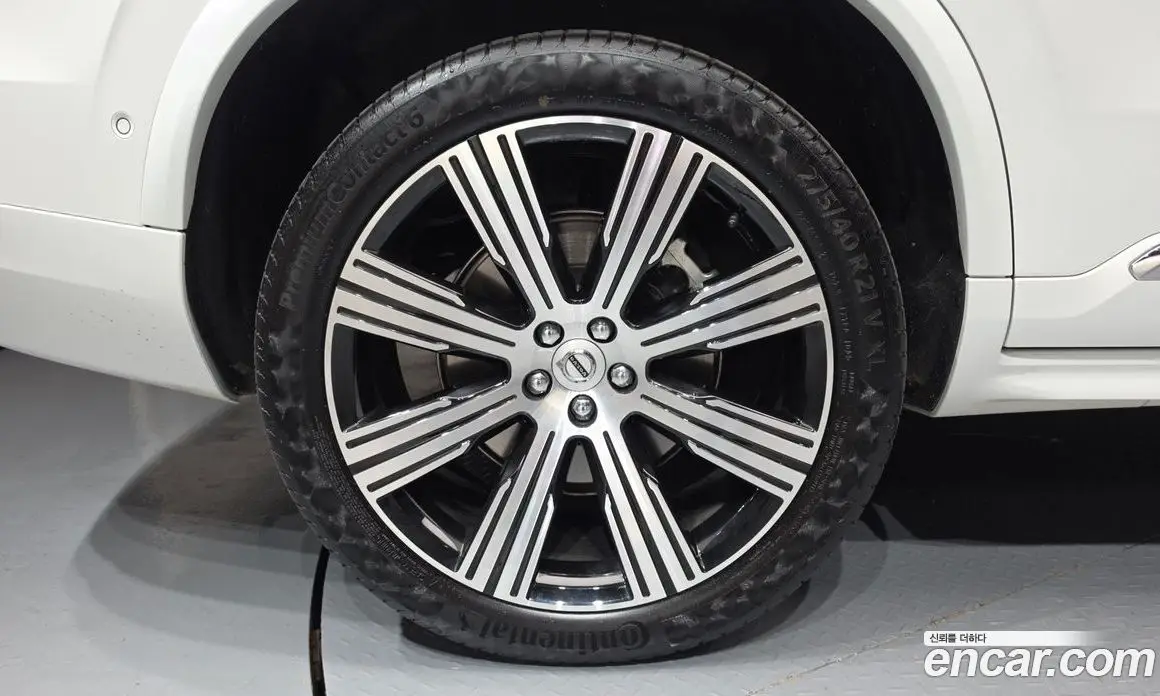 Volvo XC90 2025 2.0 автомат (гидро), фото 5