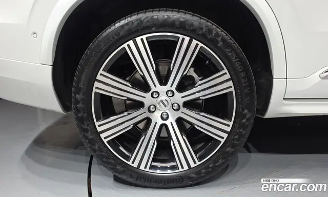 Volvo XC90 2025 2.0 автомат (гидро), миниатюра 5