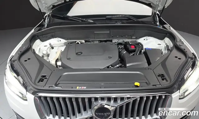 Volvo XC90 2025 2.0 автомат (гидро), миниатюра 6