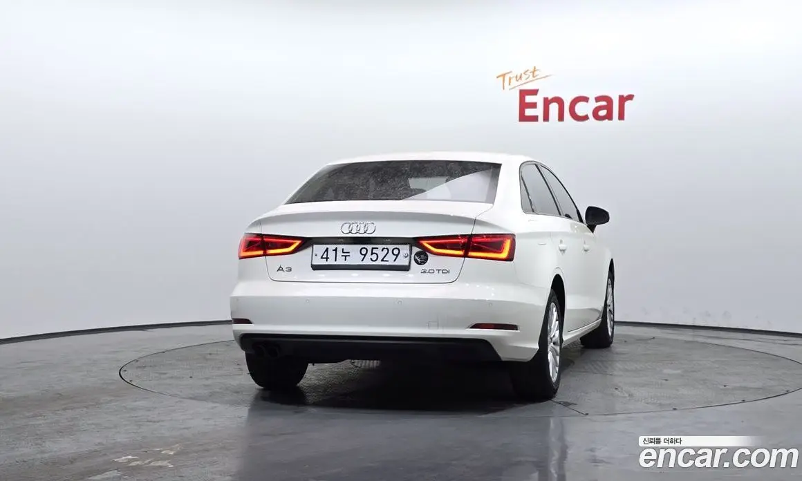 Audi A3 2014 2.0 автомат (гидро), фото 4