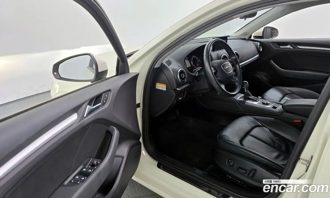 Audi A3 2014 2.0 автомат (гидро), фото 10