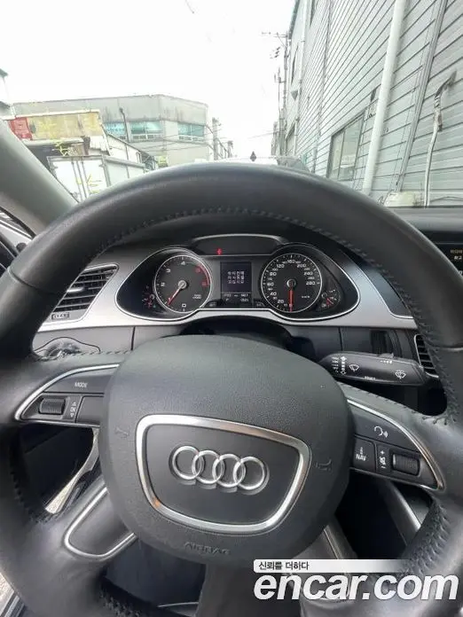 Audi A4 2014 2.0 автомат (гидро), фото 8