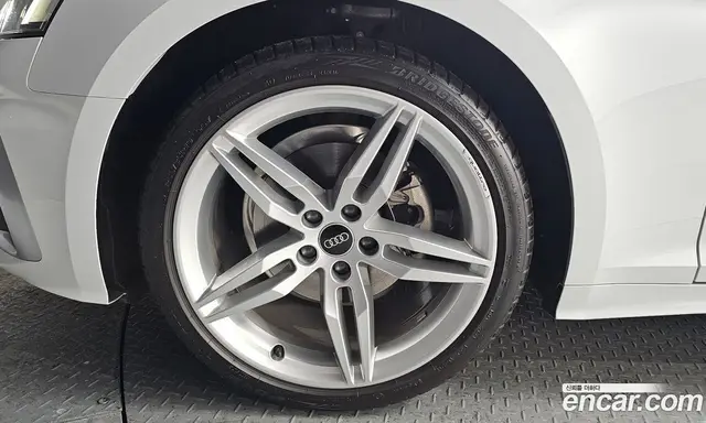 Audi A5 2021 2.0 автомат (гидро), миниатюра 5