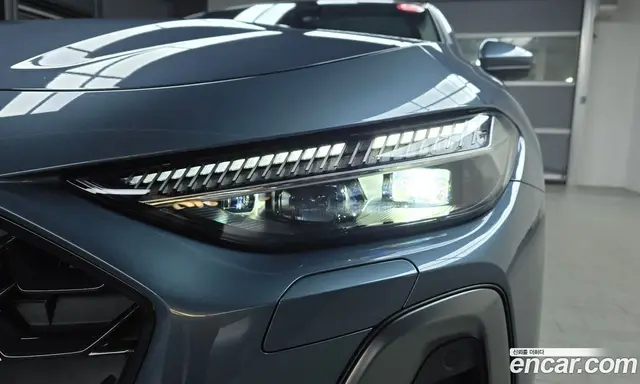 Audi A5 2025 2.0 автомат (гидро), миниатюра 8