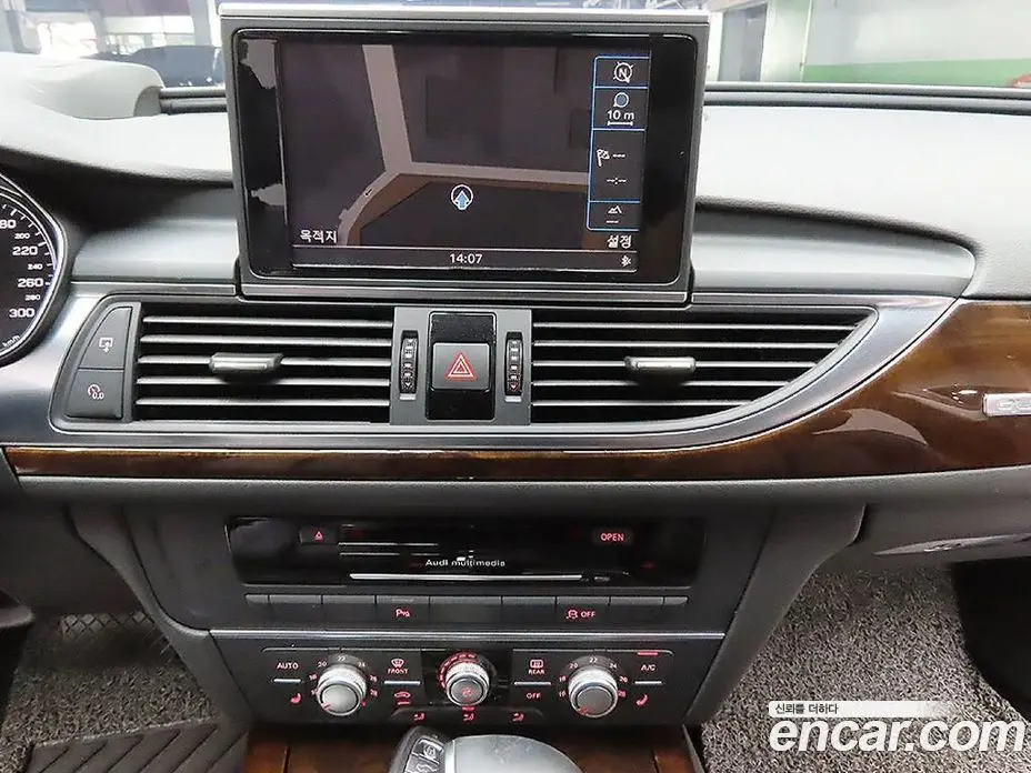 Audi A6 2014 2.0 автомат (гидро), фото 15