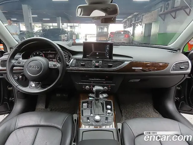Audi A6 2014 2.0 автомат (гидро), миниатюра 7