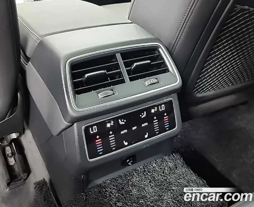 Audi A6 2021 2.0 автомат (гидро), фото 13