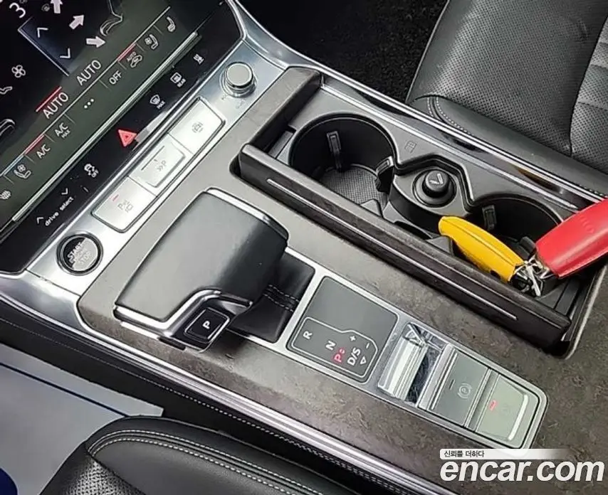 Audi A6 2021 2.0 автомат (гидро), фото 8