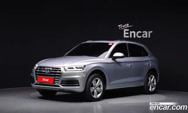 Audi Q5 2020 2.0 автомат (гидро), миниатюра 1 Audi Q5 2020 2.0 автомат (гидро), миниатюра 1