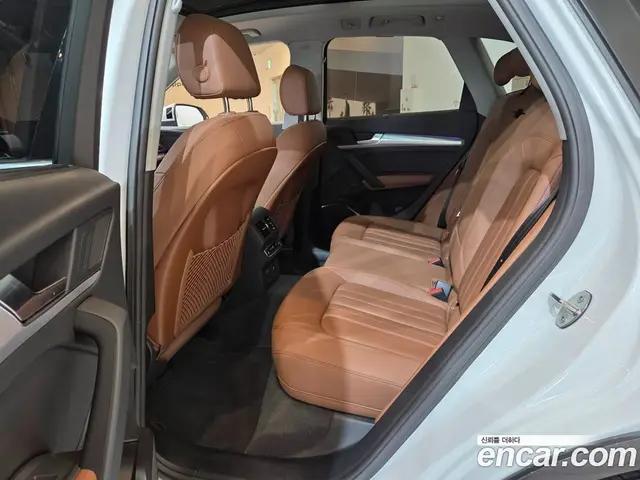 Audi Q5 2023 2.0 автомат (гидро), миниатюра 12
