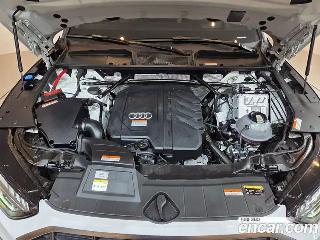 Audi Q5 2023 2.0 автомат (гидро), миниатюра 6