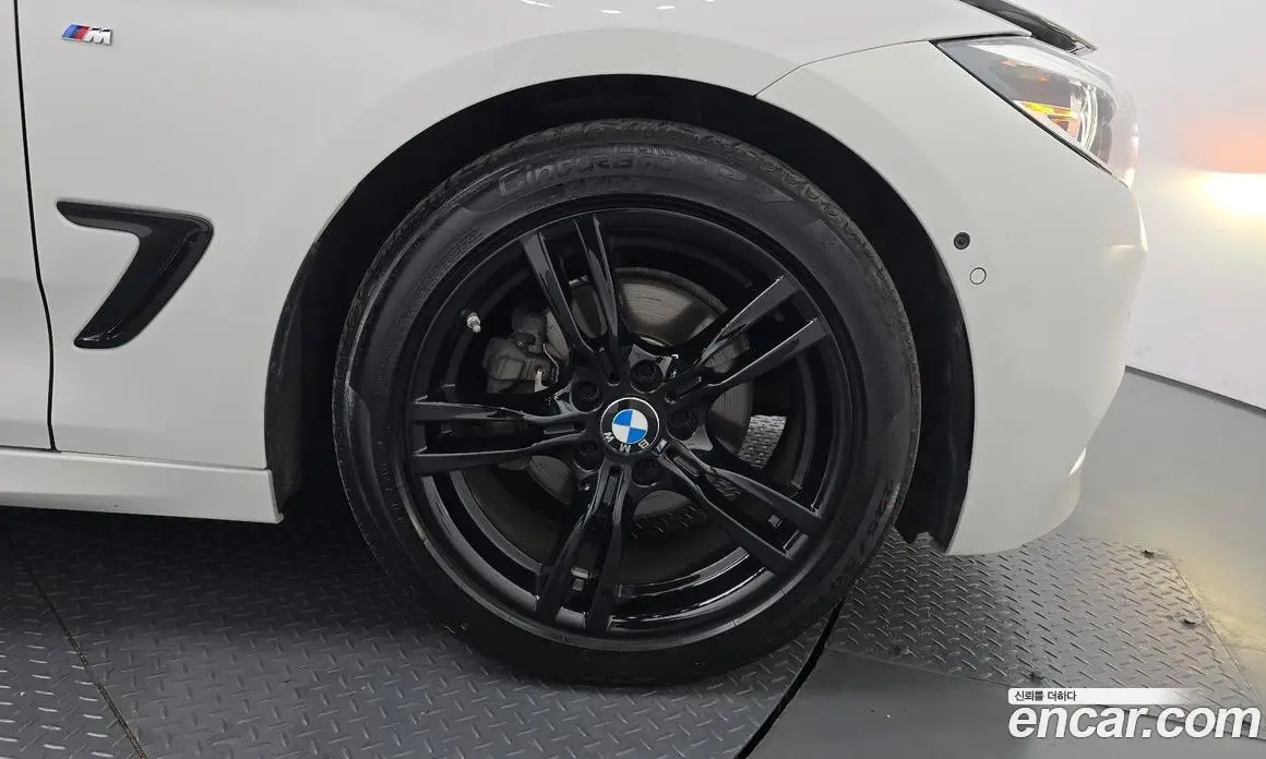 BMW 3 серия 2020 2.0 автомат (гидро), фото 30