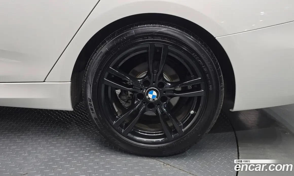 BMW 3 серия 2020 2.0 автомат (гидро), фото 6
