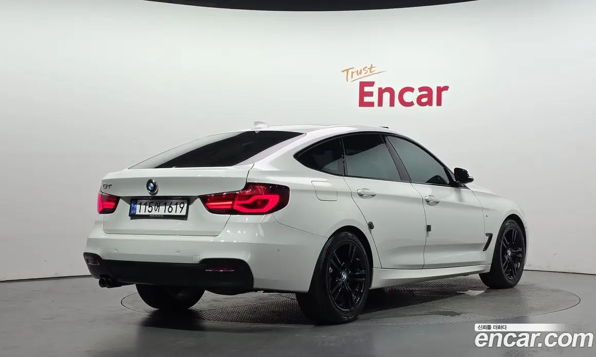 BMW 3 серия 2020 2.0 автомат (гидро), фото 2