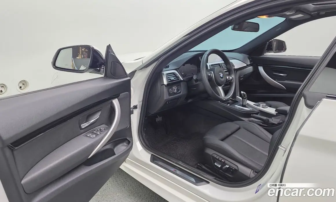 BMW 3 серия 2020 2.0 автомат (гидро), фото 10