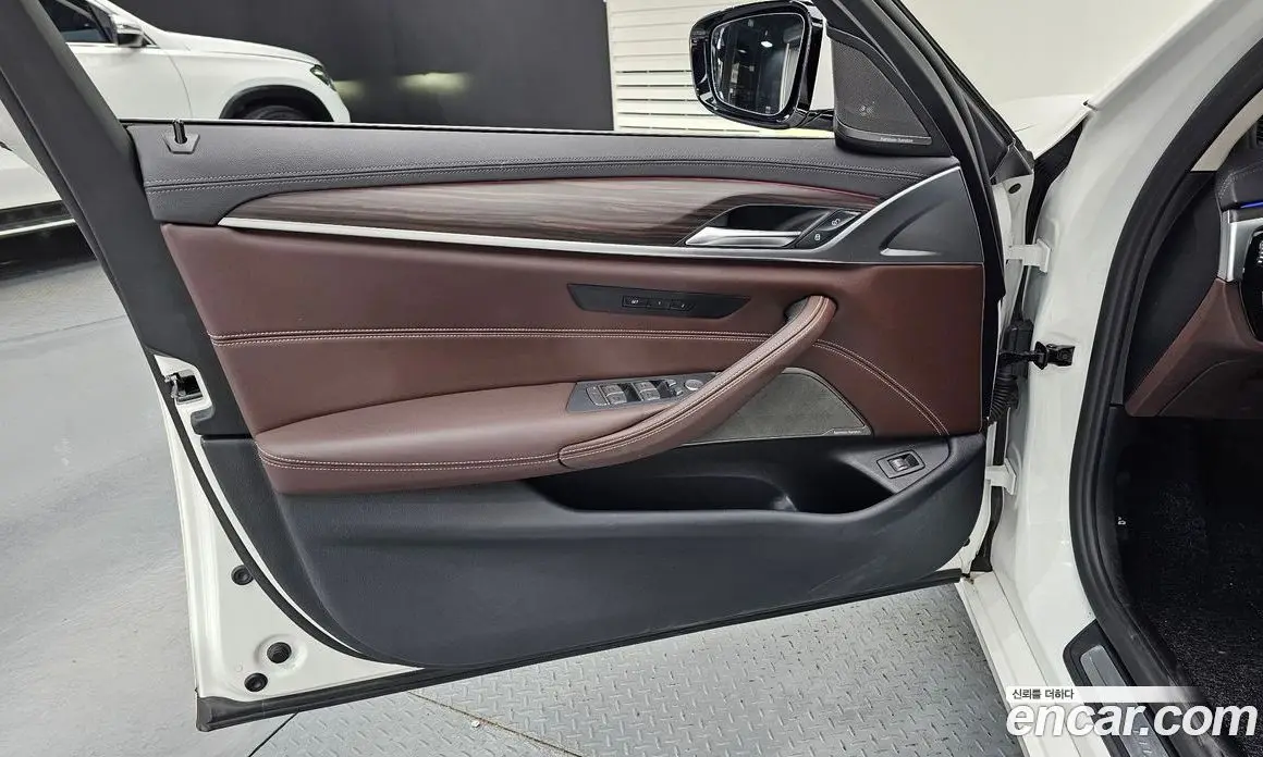 BMW 5 серия 2020 2.0 автомат (гидро), фото 13