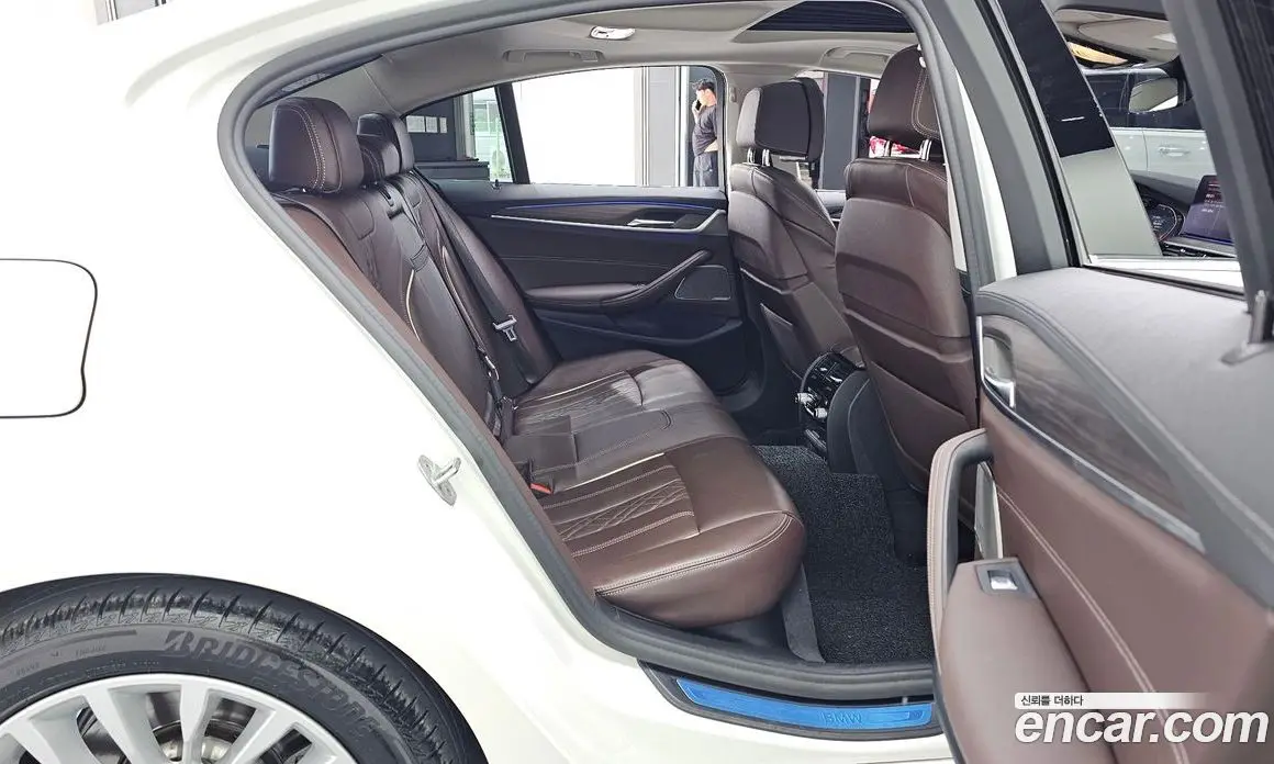 BMW 5 серия 2020 2.0 автомат (гидро), фото 17