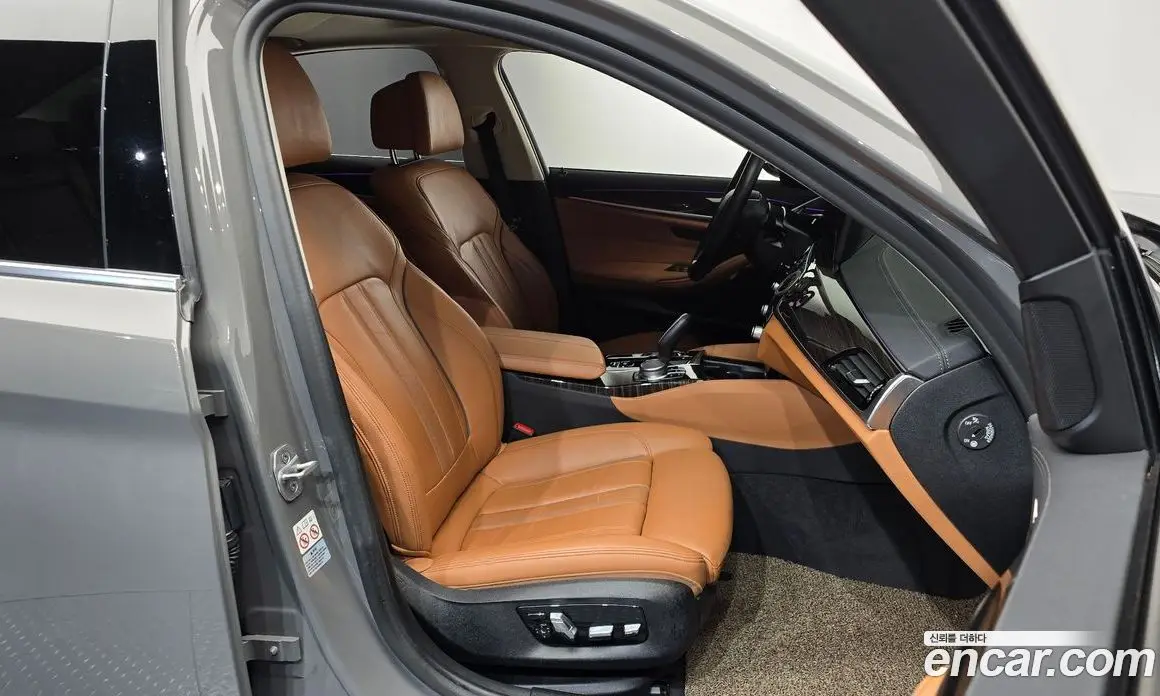 BMW 5 серия 2021 2.0 автомат (гидро), фото 16