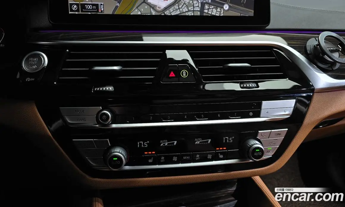 BMW 5 серия 2021 2.0 автомат (гидро), фото 19