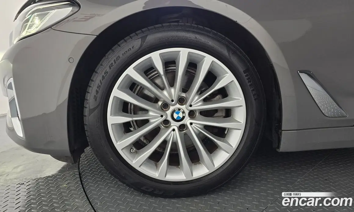 BMW 5 серия 2021 2.0 автомат (гидро), фото 5