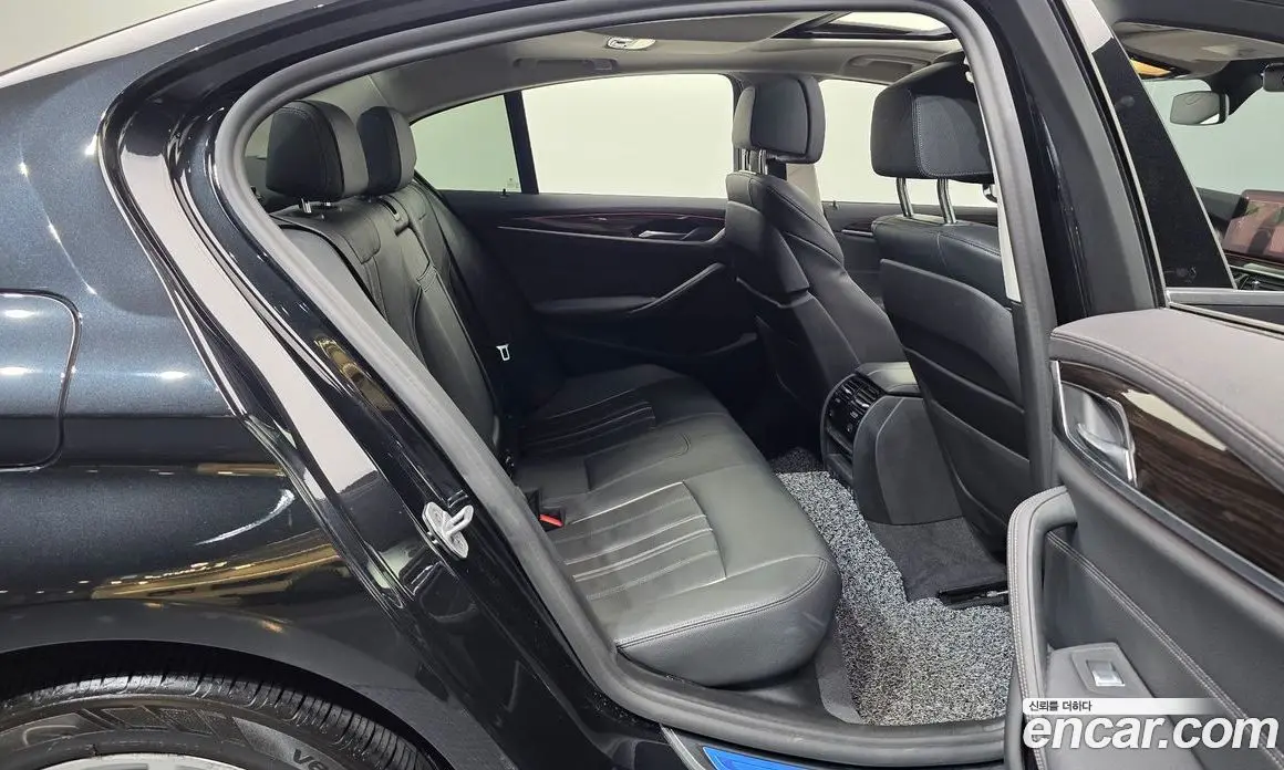 BMW 5 серия 2021 2.0 автомат (гидро), фото 18
