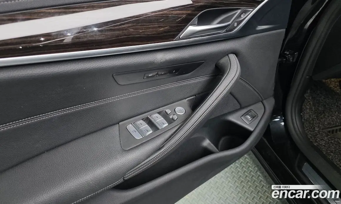 BMW 5 серия 2021 2.0 автомат (гидро), фото 34