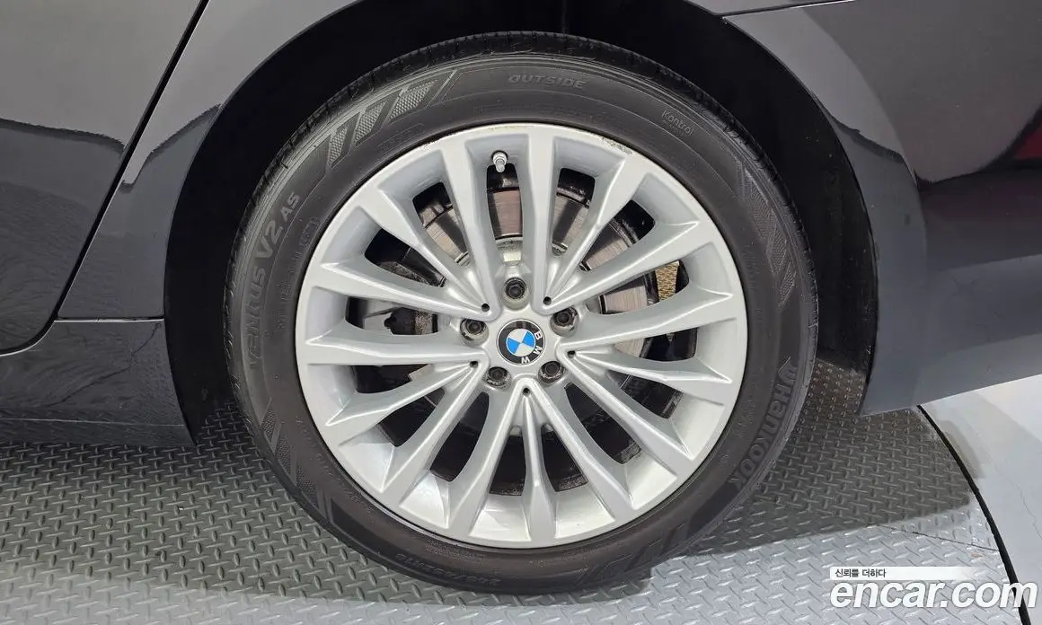 BMW 5 серия 2021 2.0 автомат (гидро), фото 7