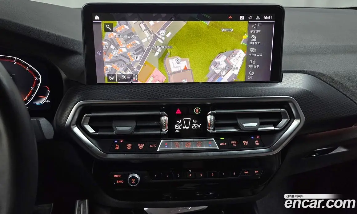 BMW X4 2023 2.0 автомат (гидро), фото 19