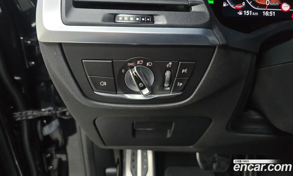 BMW X4 2023 2.0 автомат (гидро), фото 24