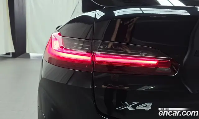 BMW X4 2023 2.0 автомат (гидро), миниатюра 9