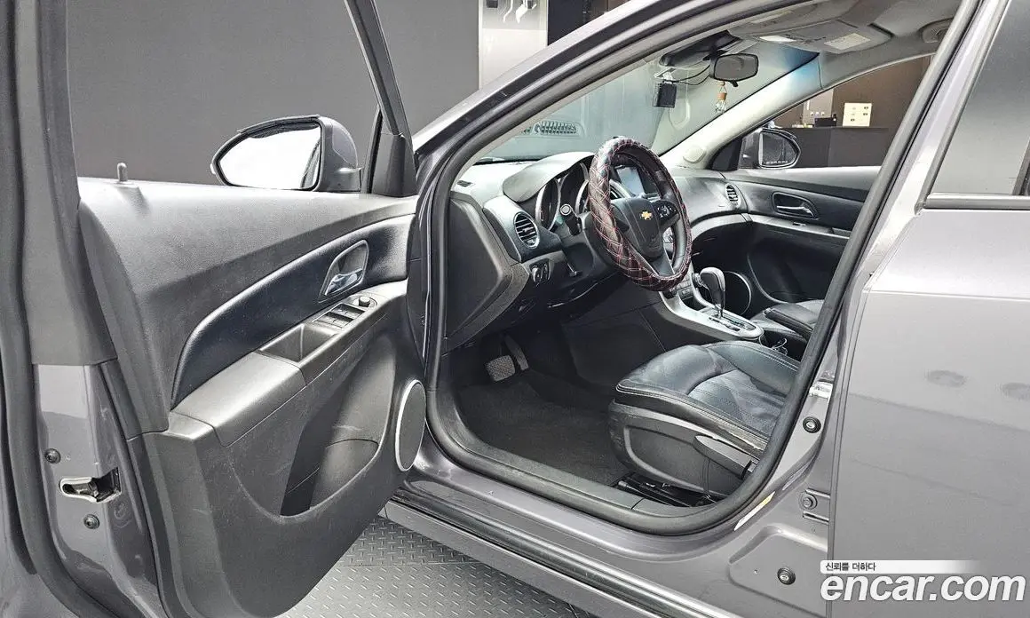 Chevrolet Cruze 2013 1.8 автомат (гидро), фото 13