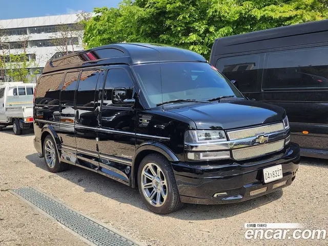 Chevrolet Express Van 2018 6.0 автомат (гидро), миниатюра 11