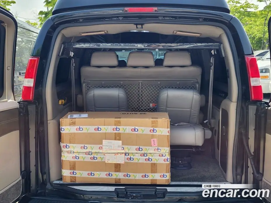 Chevrolet Express Van 2018 6.0 автомат (гидро), фото 20