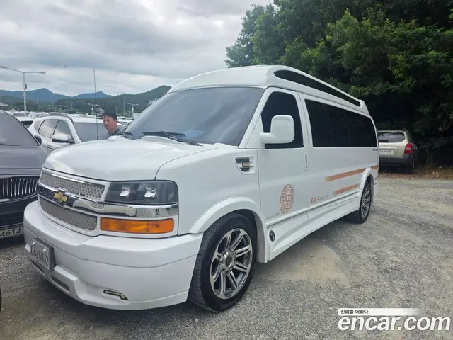 Chevrolet Express Van, 2018, 111 218 км
