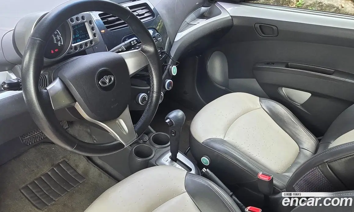 Chevrolet Matiz 2011 1.0 автомат (гидро), фото 16