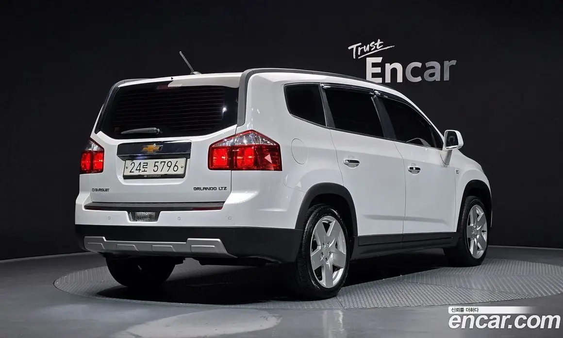 Chevrolet Orlando 2012 2.0 автомат (гидро), фото 2