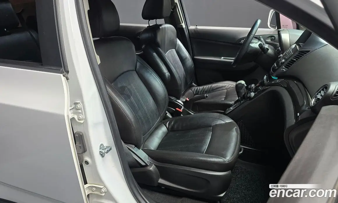 Chevrolet Orlando 2012 2.0 автомат (гидро), фото 16