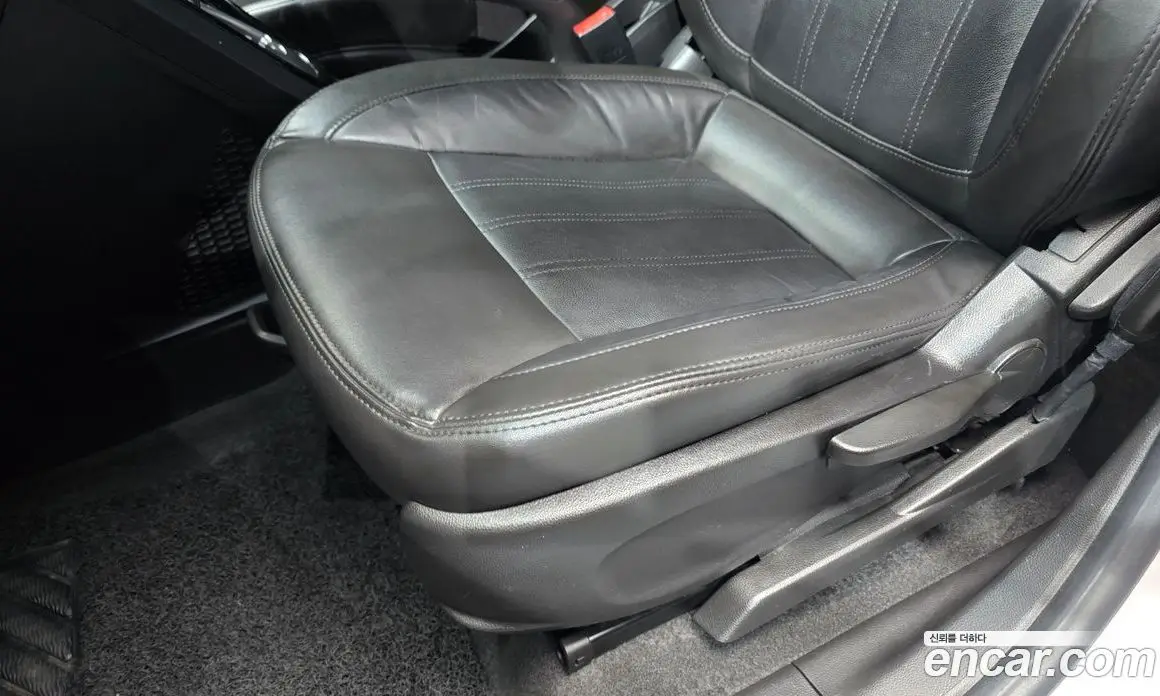 Chevrolet Orlando 2012 2.0 автомат (гидро), фото 32