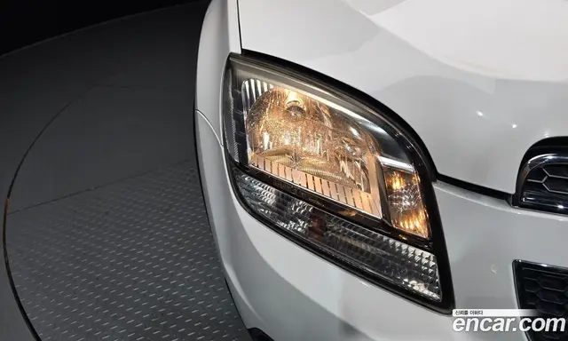 Chevrolet Orlando 2012 2.0 автомат (гидро), миниатюра 8