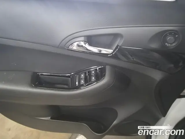 Chevrolet Orlando 2015 2.0 автомат (гидро), миниатюра 11