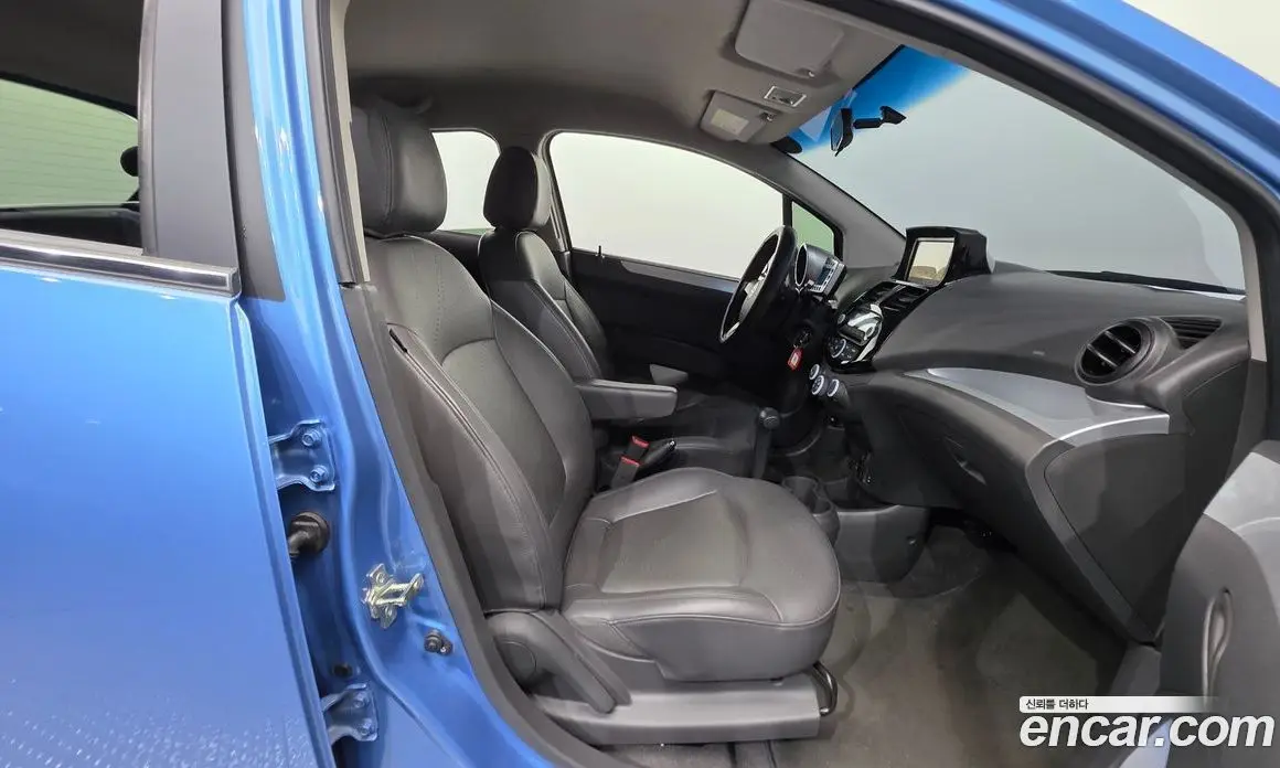 Chevrolet Spark 2013 1.0 автомат (гидро), фото 10 Chevrolet Spark 2013 1.0 автомат (гидро), фото 10