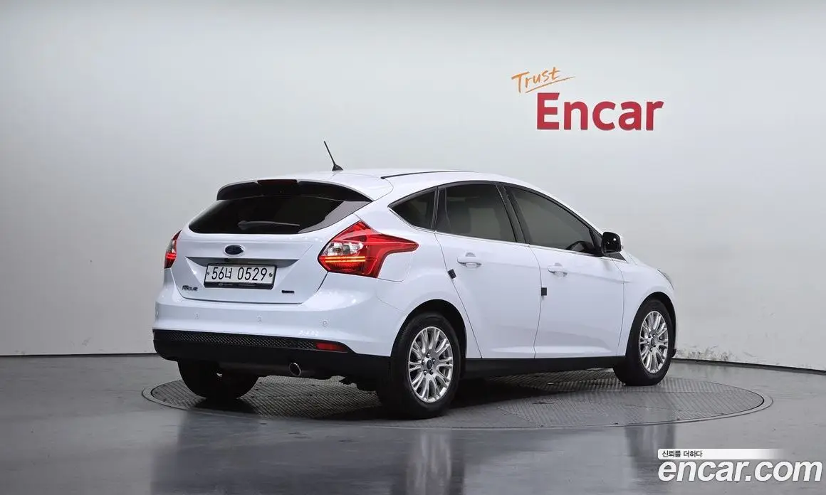 Ford Focus 2015 2.0 автомат (гидро), фото 2 Ford Focus 2015 2.0 автомат (гидро), фото 2