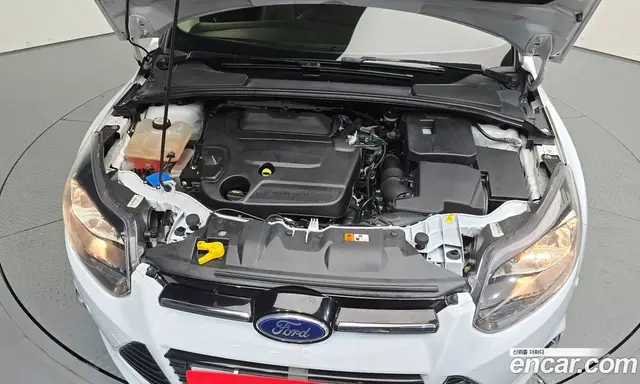 Ford Focus 2015 2.0 автомат (гидро), миниатюра 6 Ford Focus 2015 2.0 автомат (гидро), миниатюра 6