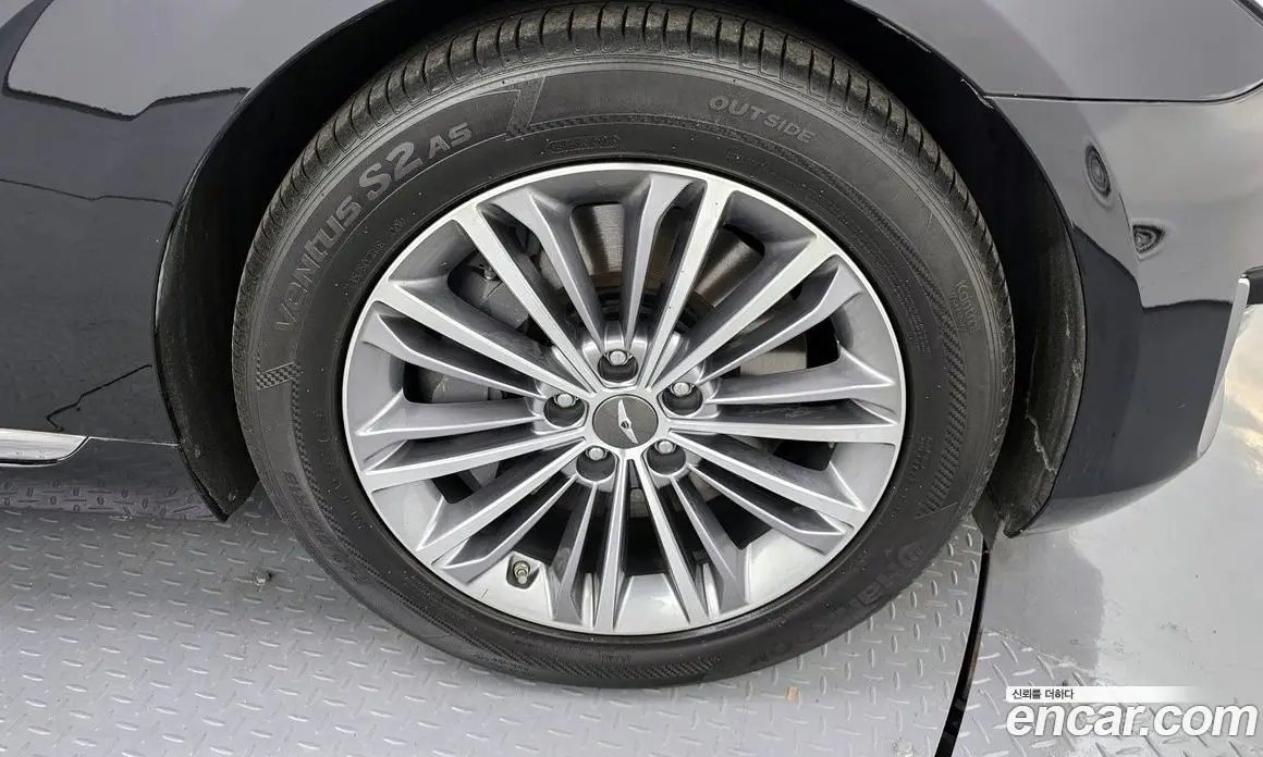 Genesis EQ900 2016 3.8 автомат (гидро), фото 5 Genesis EQ900 2016 3.8 автомат (гидро), фото 5