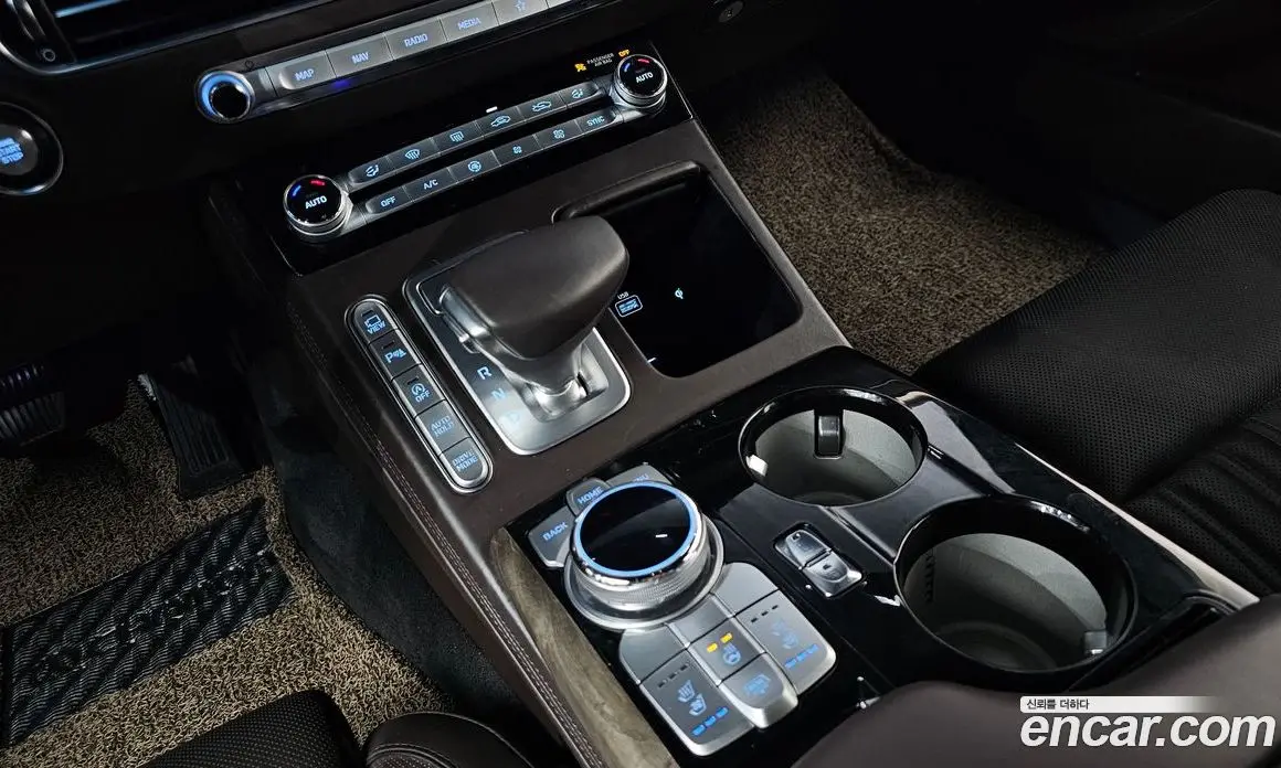 Genesis G90 2019 3.3 автомат (гидро), фото 9 Genesis G90 2019 3.3 автомат (гидро), фото 9