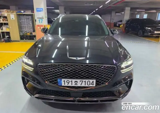 Genesis GV70, 2023, 67 740 км