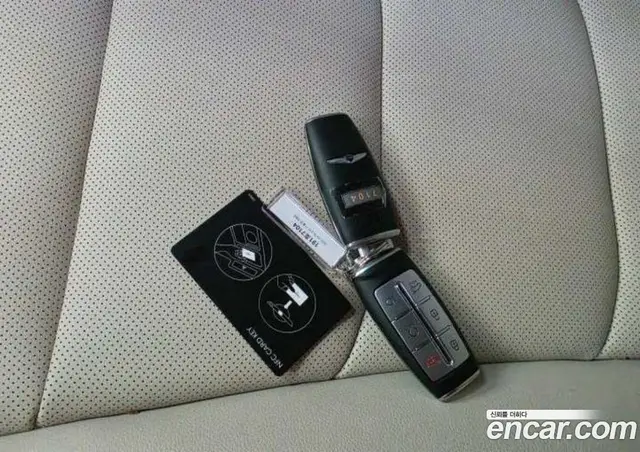 Genesis GV70 2023 2.5 автомат (гидро), миниатюра 12