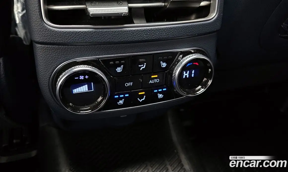 Genesis GV70 2023 2.5 автомат (гидро), фото 17