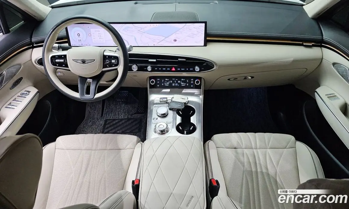 Genesis GV70 2024 2.5 автомат (гидро), фото 10 Genesis GV70 2024 2.5 автомат (гидро), фото 10